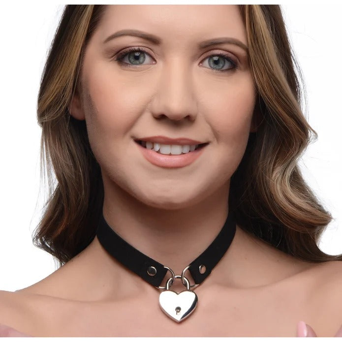 Master Series Lock-It Heart Lock and Key Choker